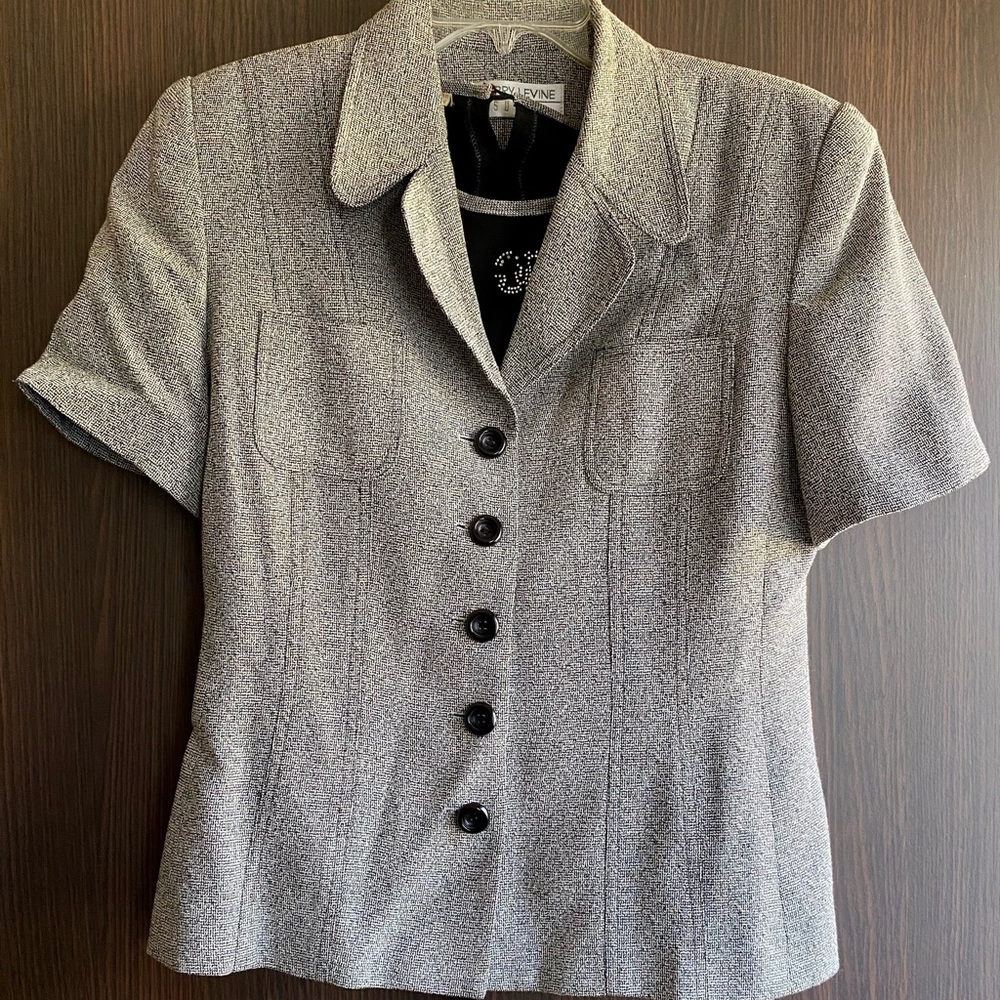 Larry Levine Suits Blazer + Blouse Set